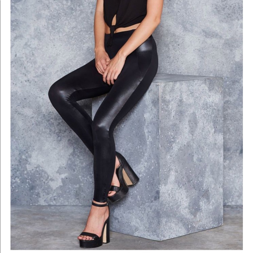 BlackMilk Wet Look Pocket Legging